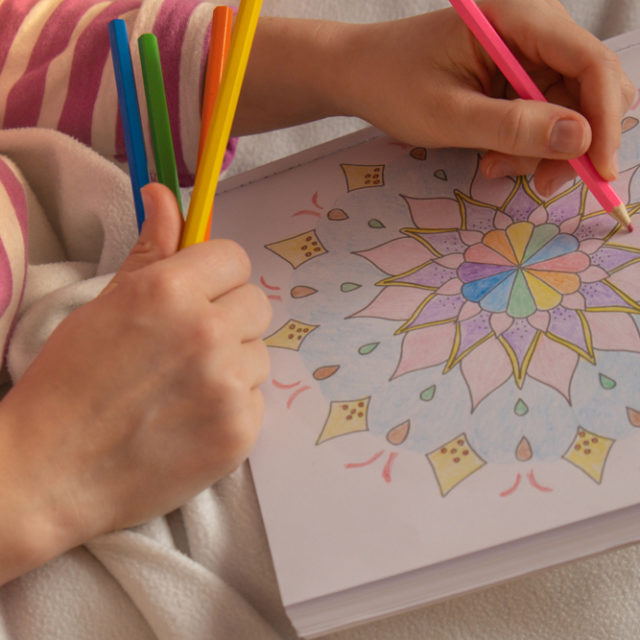 Pintar mandalas relaja. 5 gratis para descargar