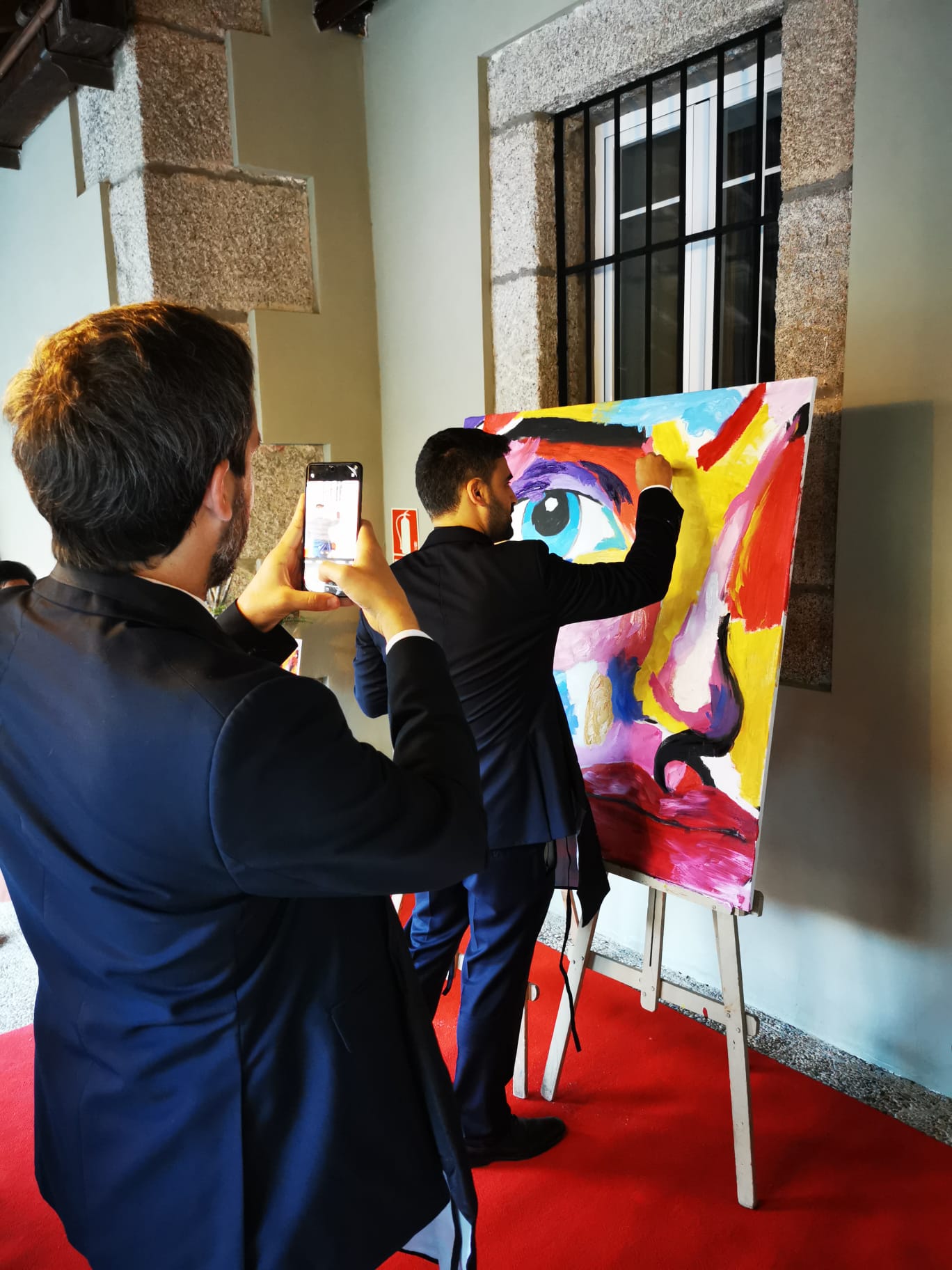 cuadro pintado por invitados a una boda de la mano de xpresarte